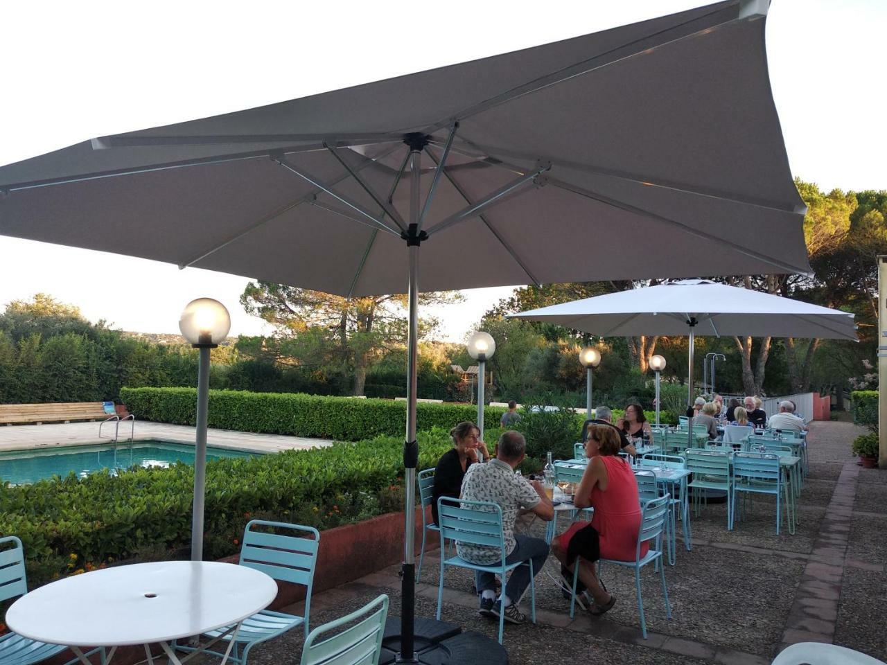 Domaine Le Moulin Neuf Hotel Saint-Quentin-la-Poterie Eksteriør billede